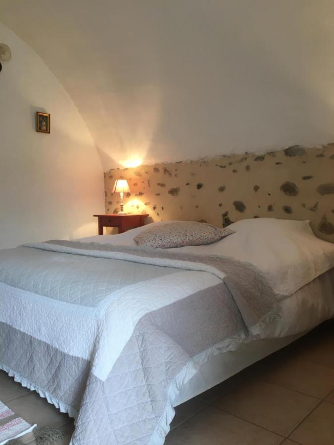 La Ferme De Valauris Bed and Breakfast Sisteron Exteriör bild
