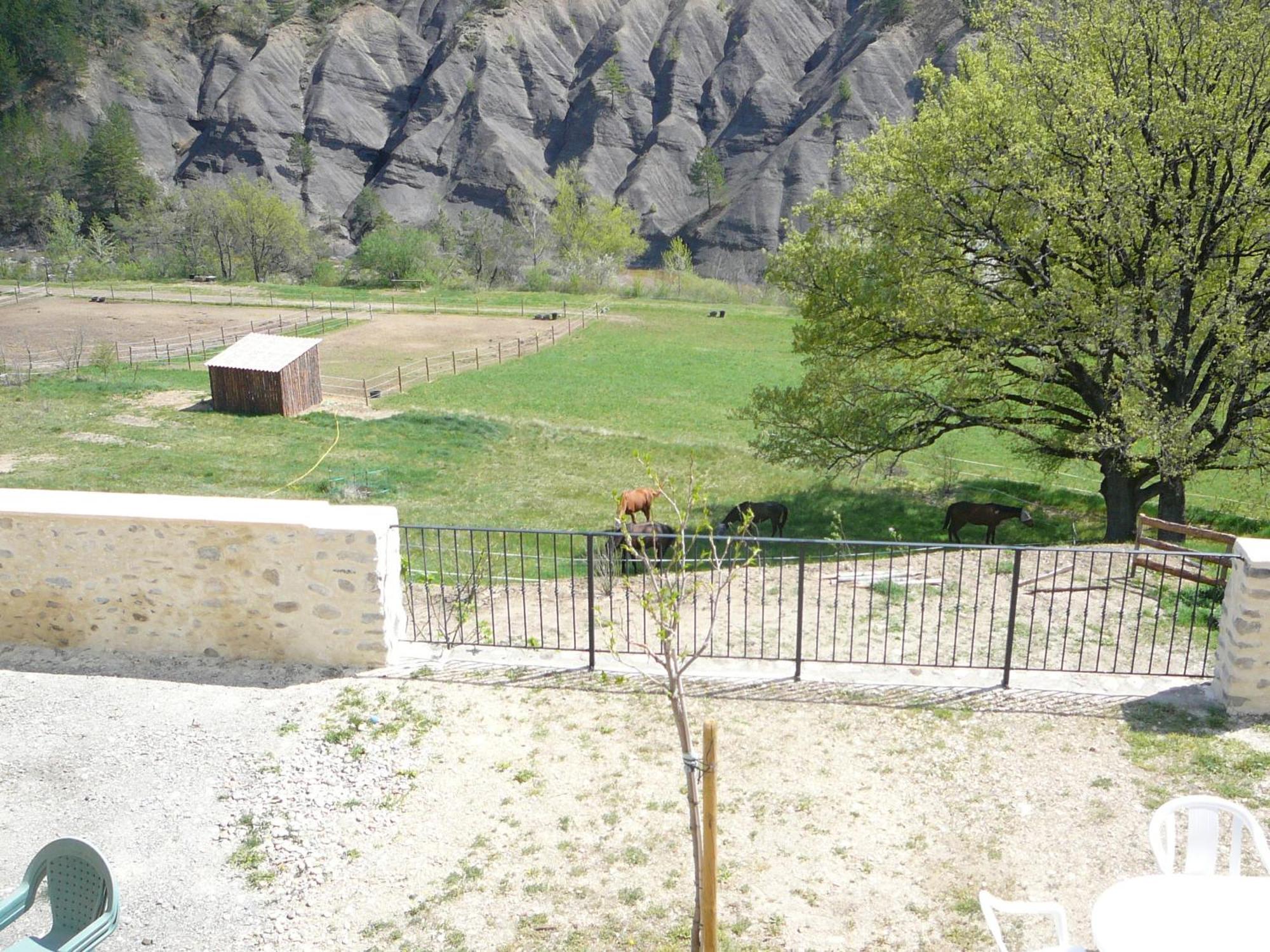 La Ferme De Valauris Bed and Breakfast Sisteron Exteriör bild
