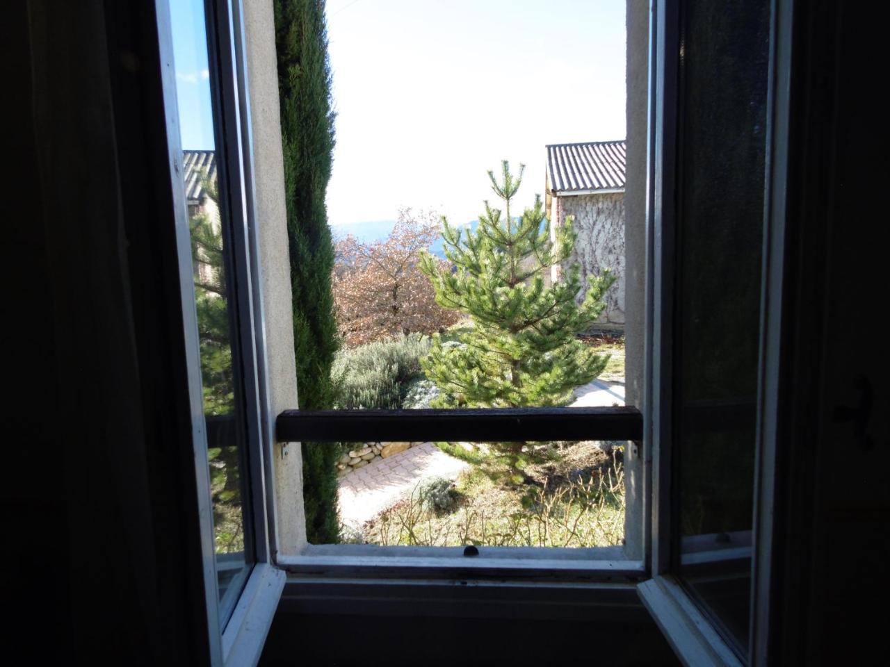La Ferme De Valauris Bed and Breakfast Sisteron Exteriör bild